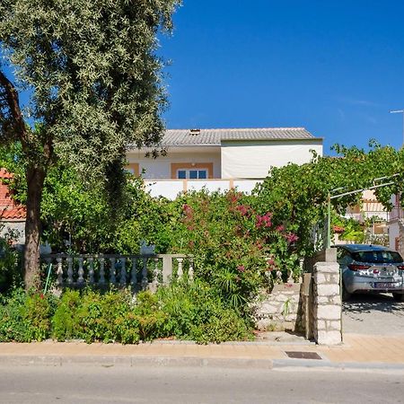Apartments Elvira Lopar Zewnętrze zdjęcie