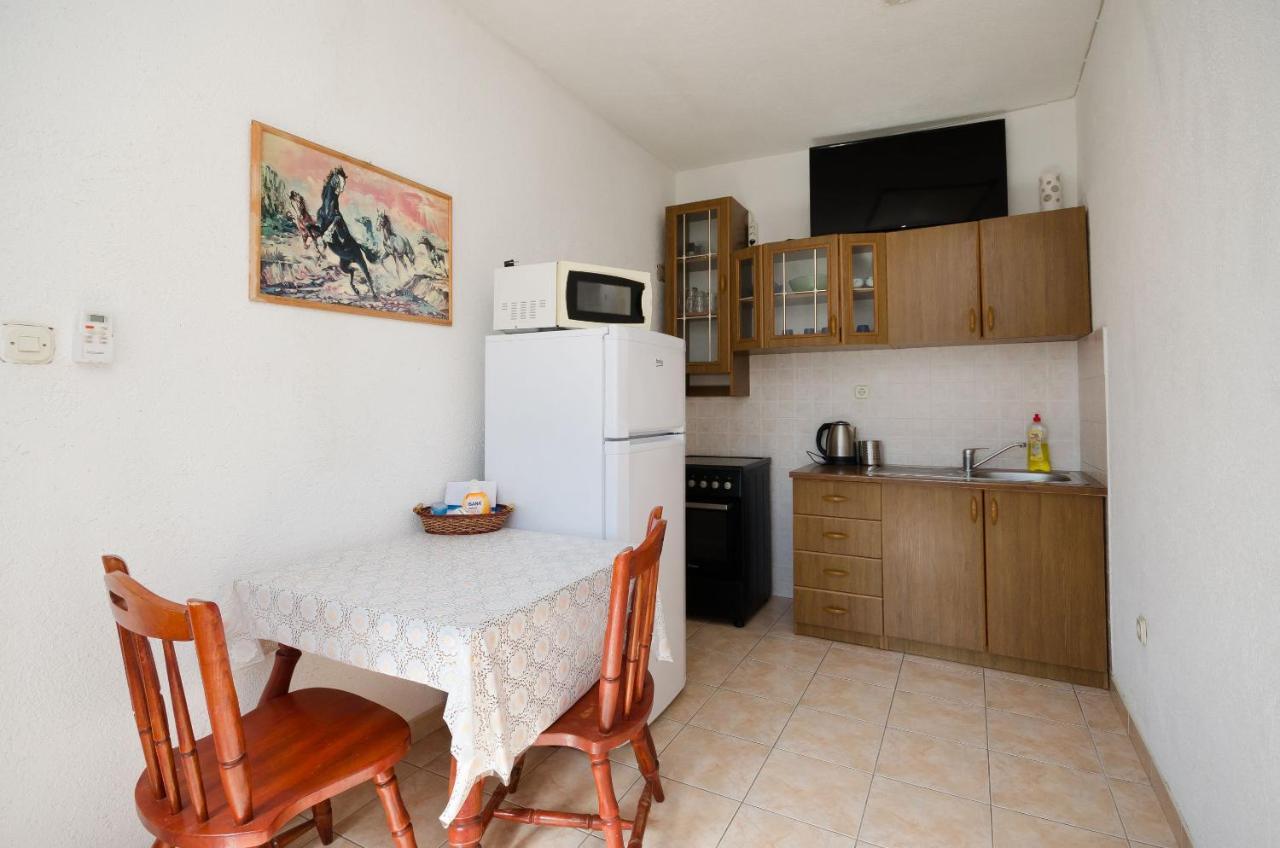Apartments Elvira Lopar Zewnętrze zdjęcie