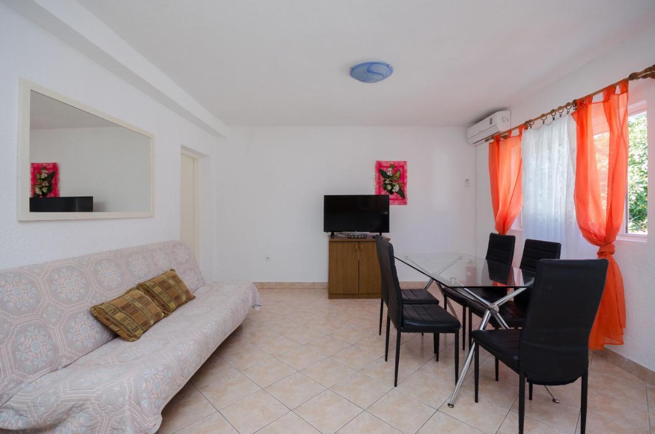 Apartments Elvira Lopar Zewnętrze zdjęcie