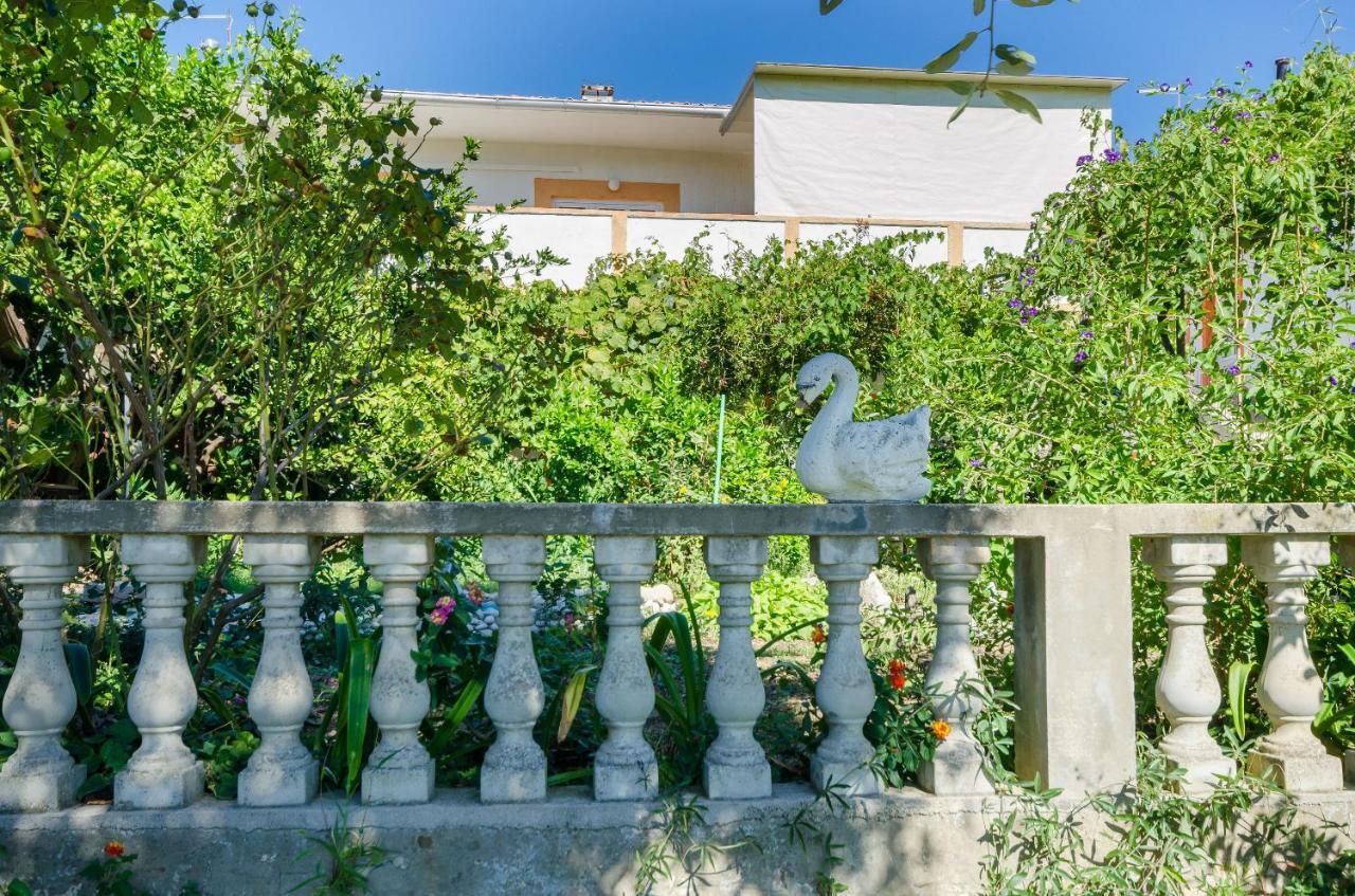 Apartments Elvira Lopar Zewnętrze zdjęcie