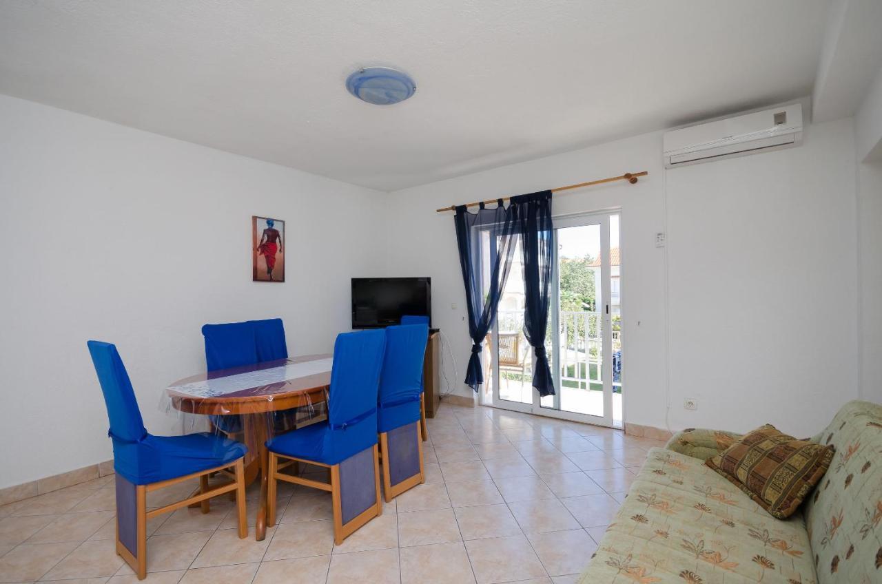 Apartments Elvira Lopar Zewnętrze zdjęcie